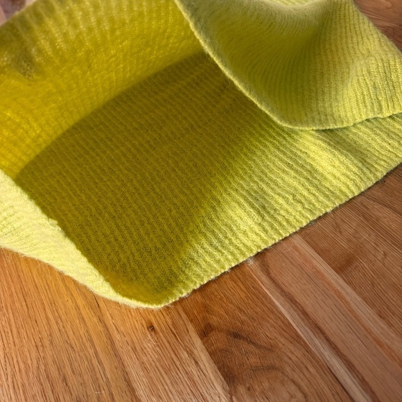 Madewell Ribbed Crewneck Sweater in Heather Citron Size Large - Picture 8 of 12